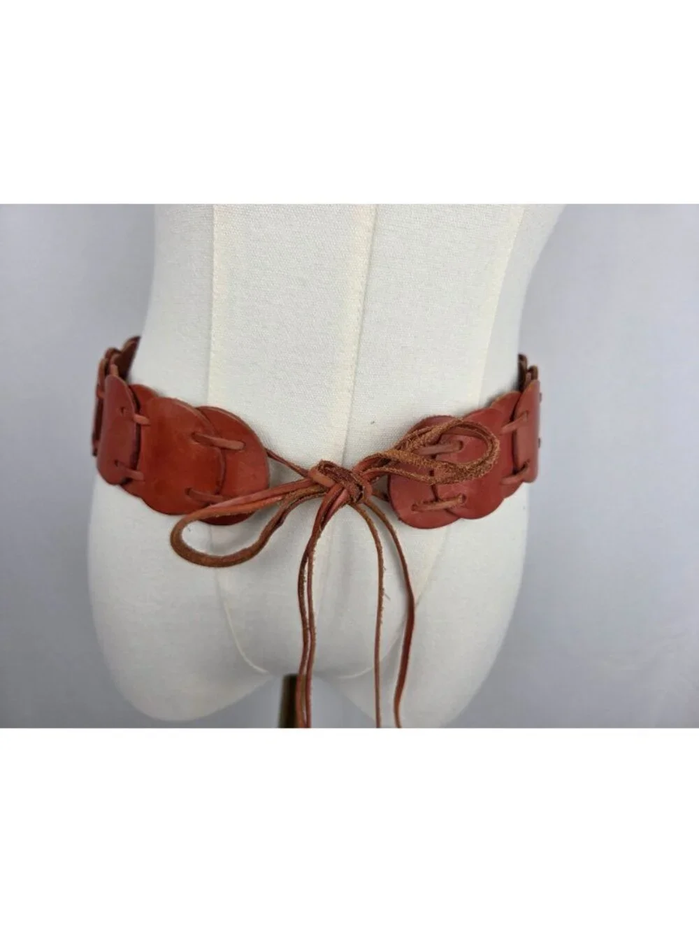 Vtg Fossil Genuine Leather Linked Disc Belt Sz L Boho Western Tie‎ Closure Brown